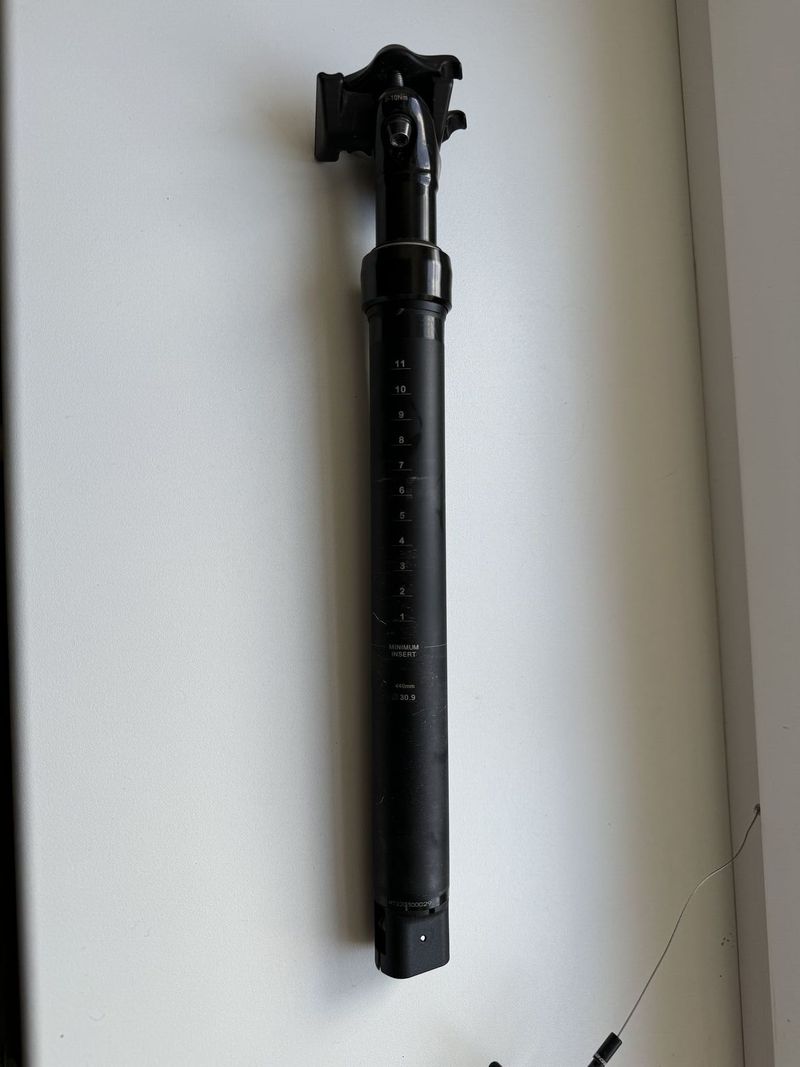 Teleskopická sedlovka 440mm Ø 30.9