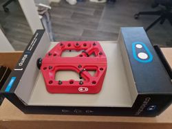 Platformy pedály flaty Crankbrothers Stamp 1 Small RED