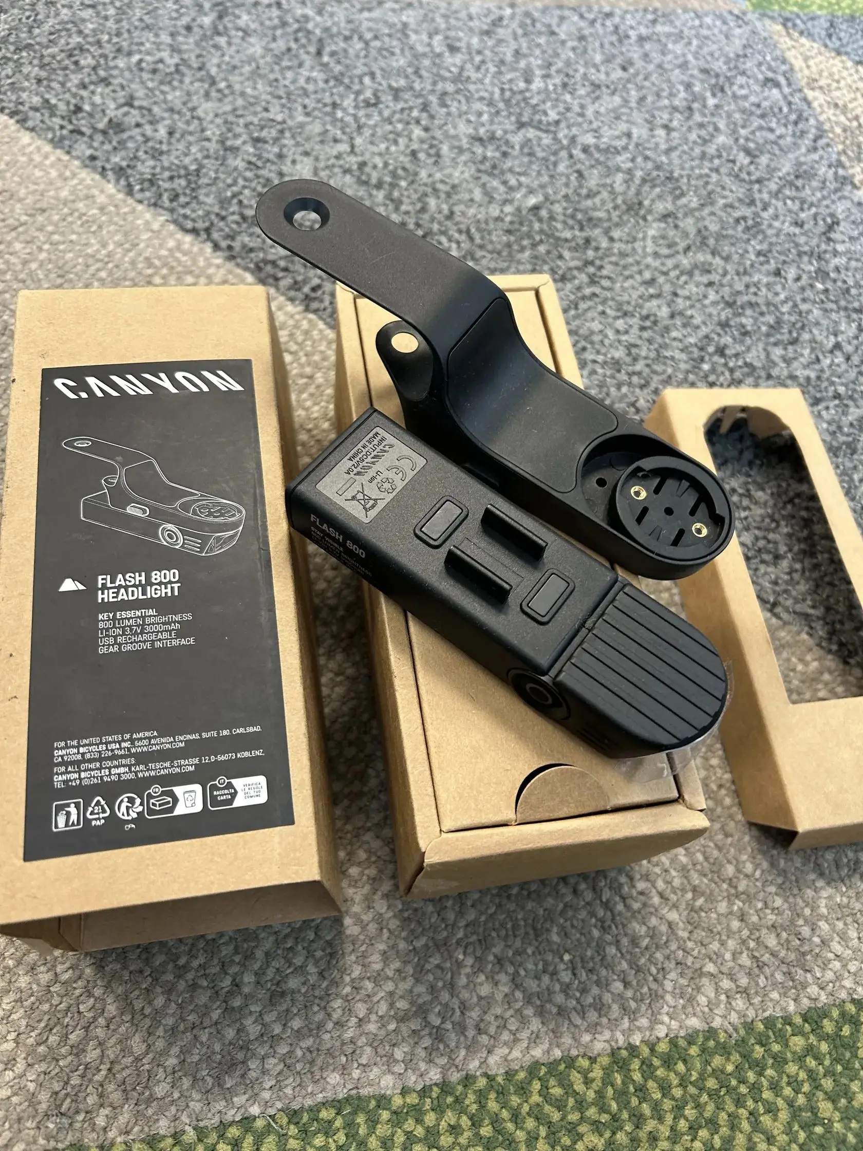 Canyon Frontlight Set za 1 999 Kč | Cyklobazar.cz