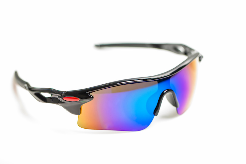 Brýle na kolo Oakley od 2 520 Kč, do 3 080 Kč