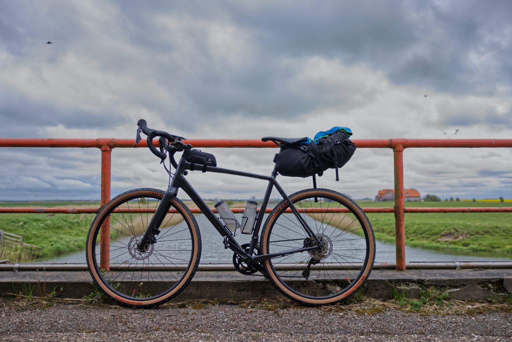 Gravel bike a cestování na lehko
