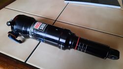 Rock Shox Deluxe RT3 DebonAir 230/65