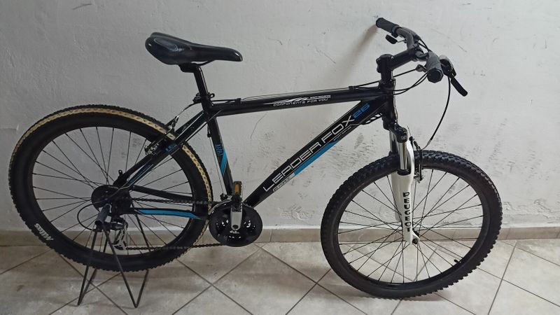 Starší renovované jízdní kolo horské - MTB pánské 26" LeaderFox