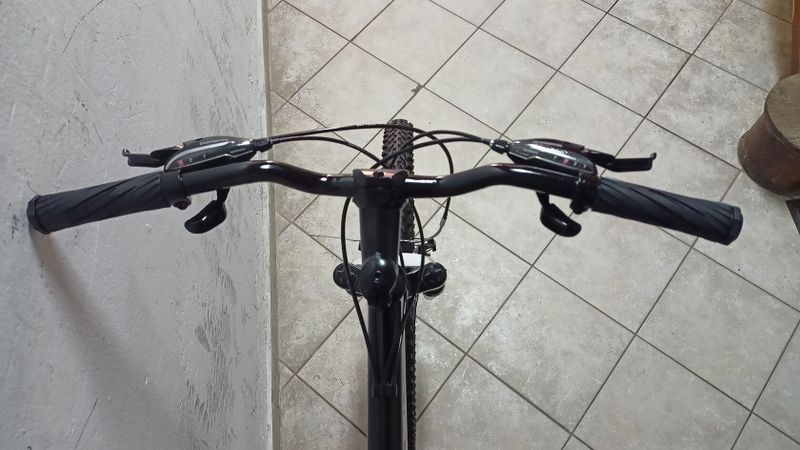 Starší renovované jízdní kolo horské - MTB pánské 26" LeaderFox