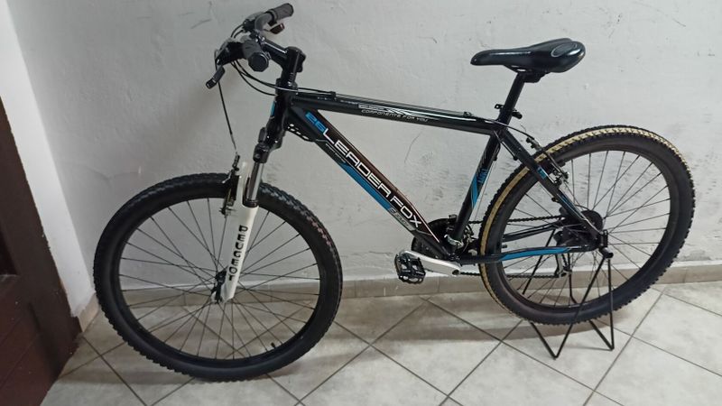 Starší renovované jízdní kolo horské - MTB pánské 26" LeaderFox