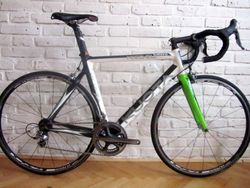 KUOTA KEBEL na Shimano DURA-ACE, 56 cm. Super stav