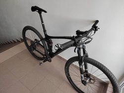 Canyon Lux CF 29, 2018, velikost L