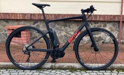 Městské elektrokolo BMC Alpenchallenge