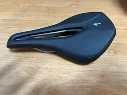 prodám Sedlo Specialized Power Comp 2022 Blk