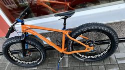 fatbike Specialized Fatboy - orange gallardo M custom