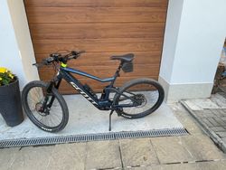 Scott Strike eRide 930 v perfektním stavu záruka