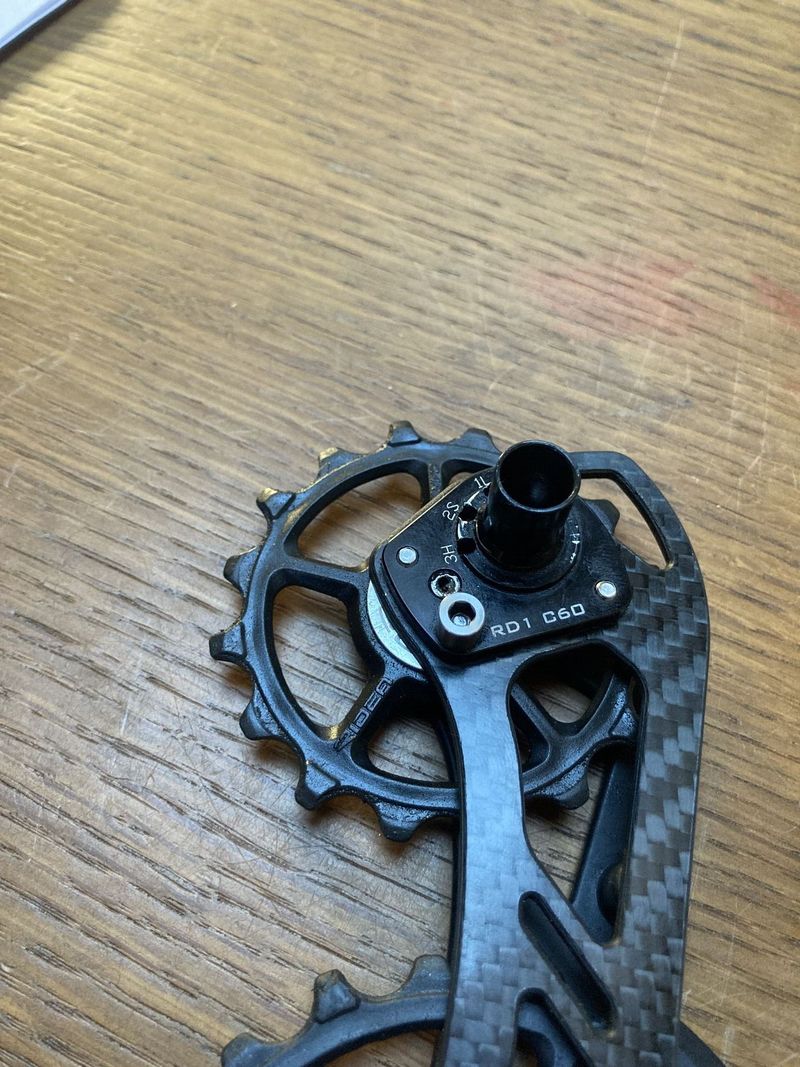 Karbonové vodítko RIDEA RD1 pro Dura Ace, Ultegra