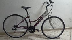 Starší renovované jízdní kolo krosové - trekingové dámské 28" Stratos
