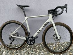 CANYON Endurance CF SL 8 AERO