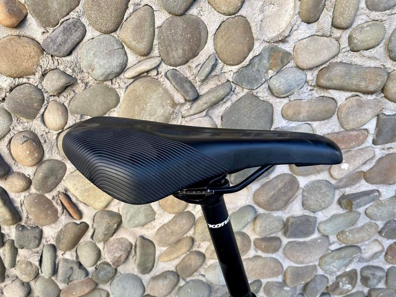 Gravel Kona Rove Al vel.56