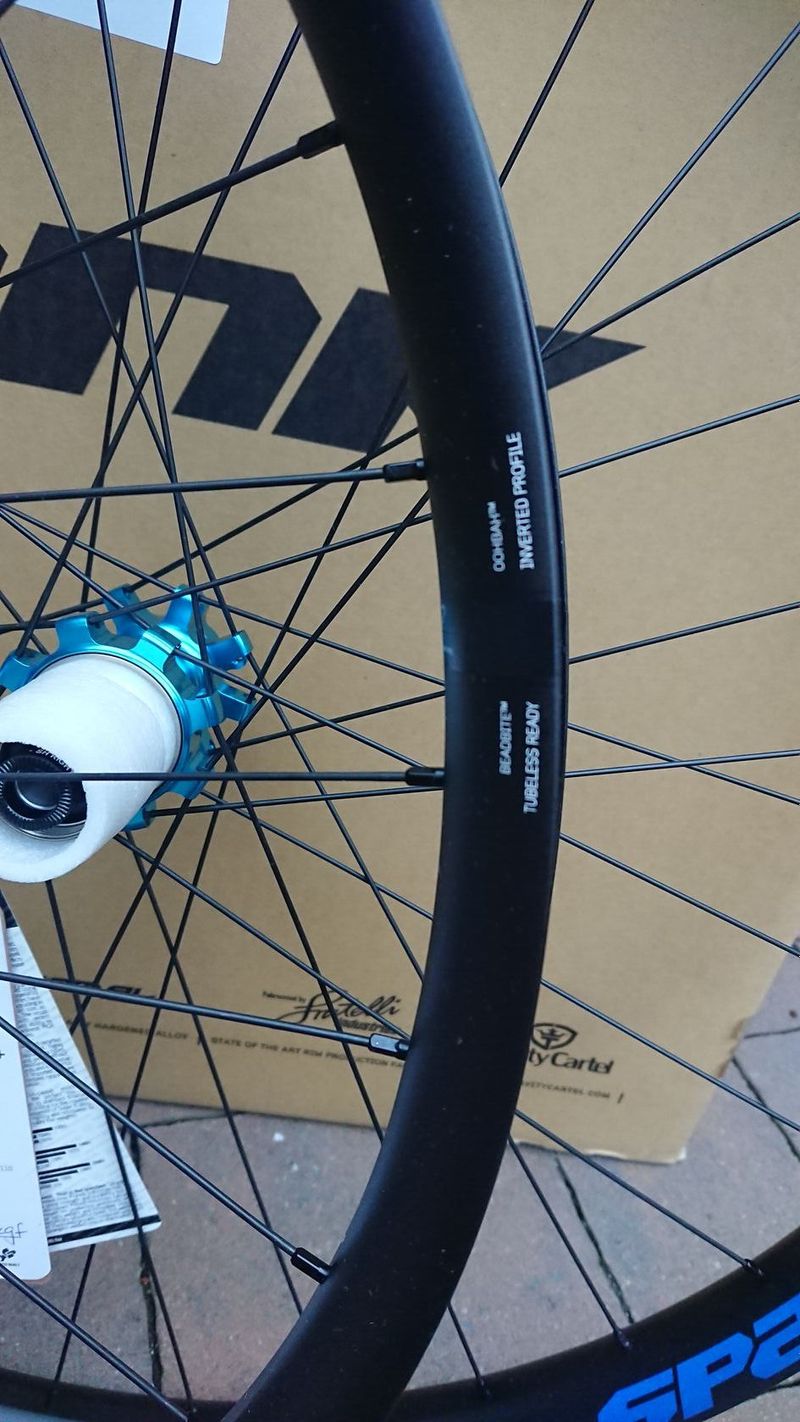 Výplety SPANK OOZY TRAIL 395+ 29" blue