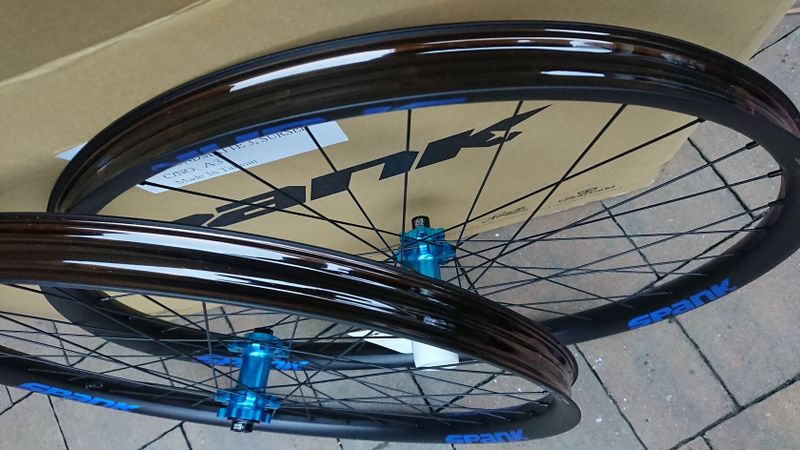 Výplety SPANK OOZY TRAIL 395+ 29" blue