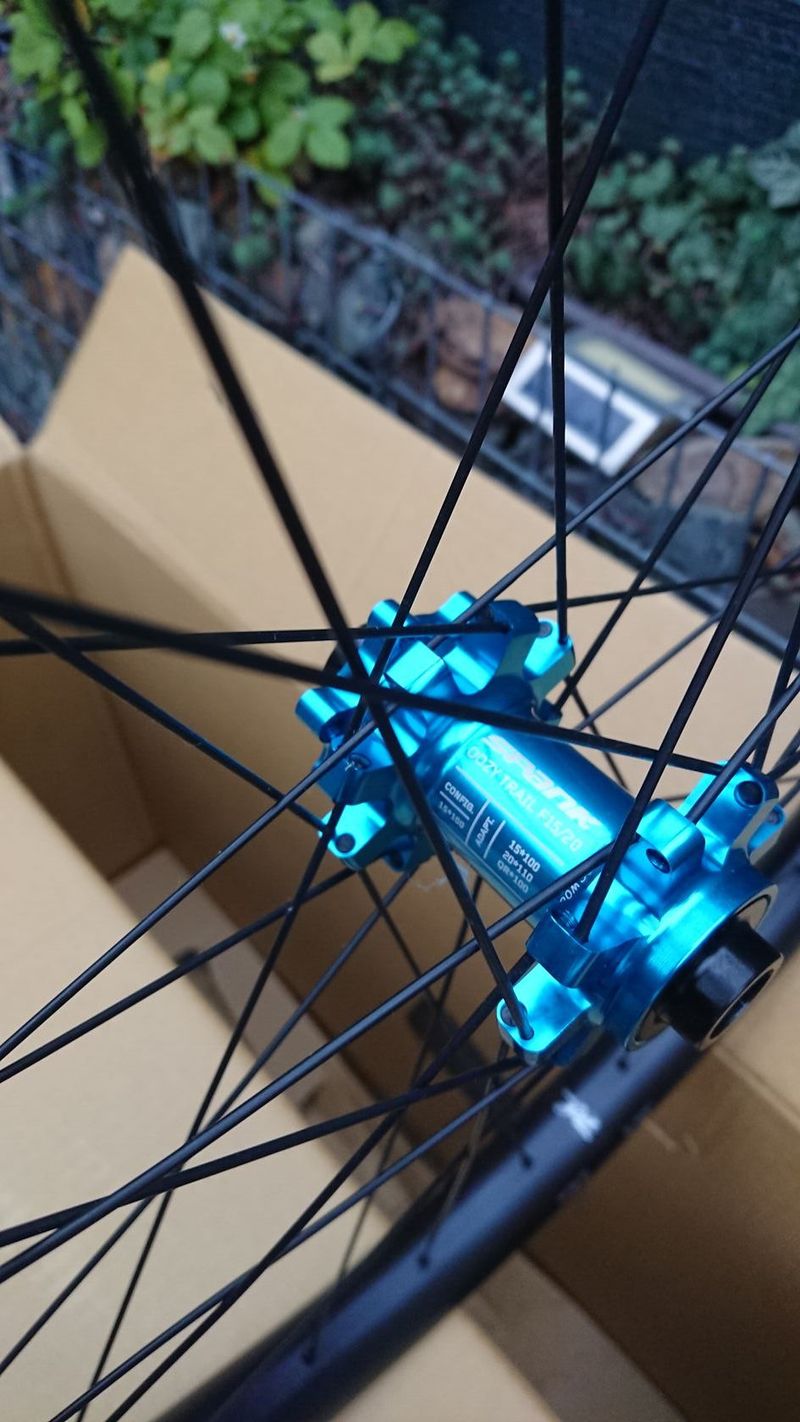 Výplety SPANK OOZY TRAIL 395+ 29" blue