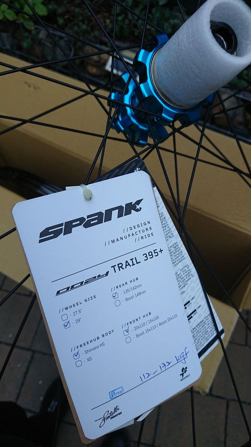 Výplety SPANK OOZY TRAIL 395+ 29" blue