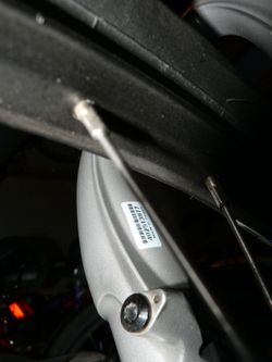 Sháním velký servisní kit na vidlici Rock Shox Judy J3 / 100. mm....
