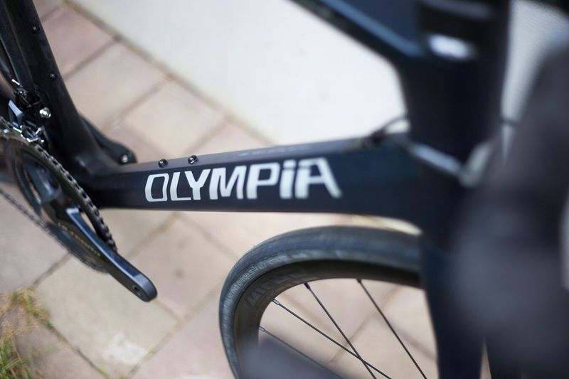 Silnička Olympia Leader - SLEVA 20% - velikost L - 7,53 kg s koly KRU C-38 (původně 105.500,-)