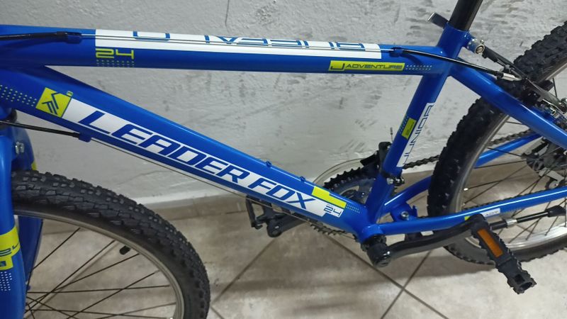 Starší renovované jízdní kolo dětské 24" Leader Fox