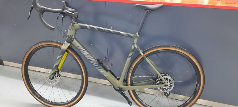 Specialized Diverge Comp Carbon Test 61