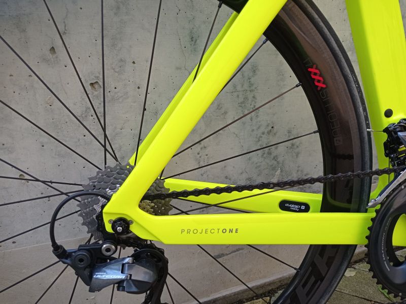 TREK Madone SLR v. 58