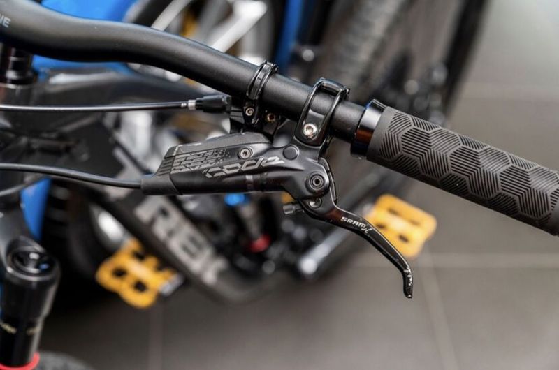 Trek Slash 8
