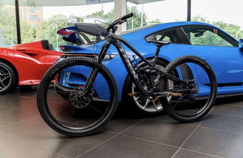 Trek Slash 8