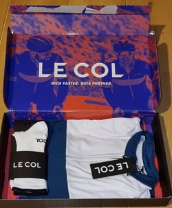 Nový dres (M-L) a nové ponožky LE COL (43-46)