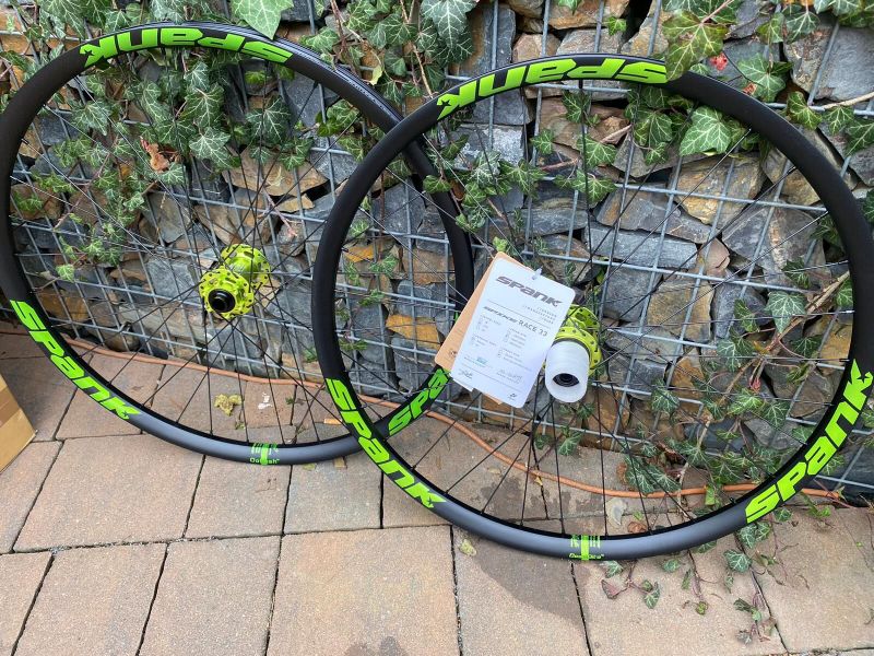 kola SPANK RACE 33 27,5" boost