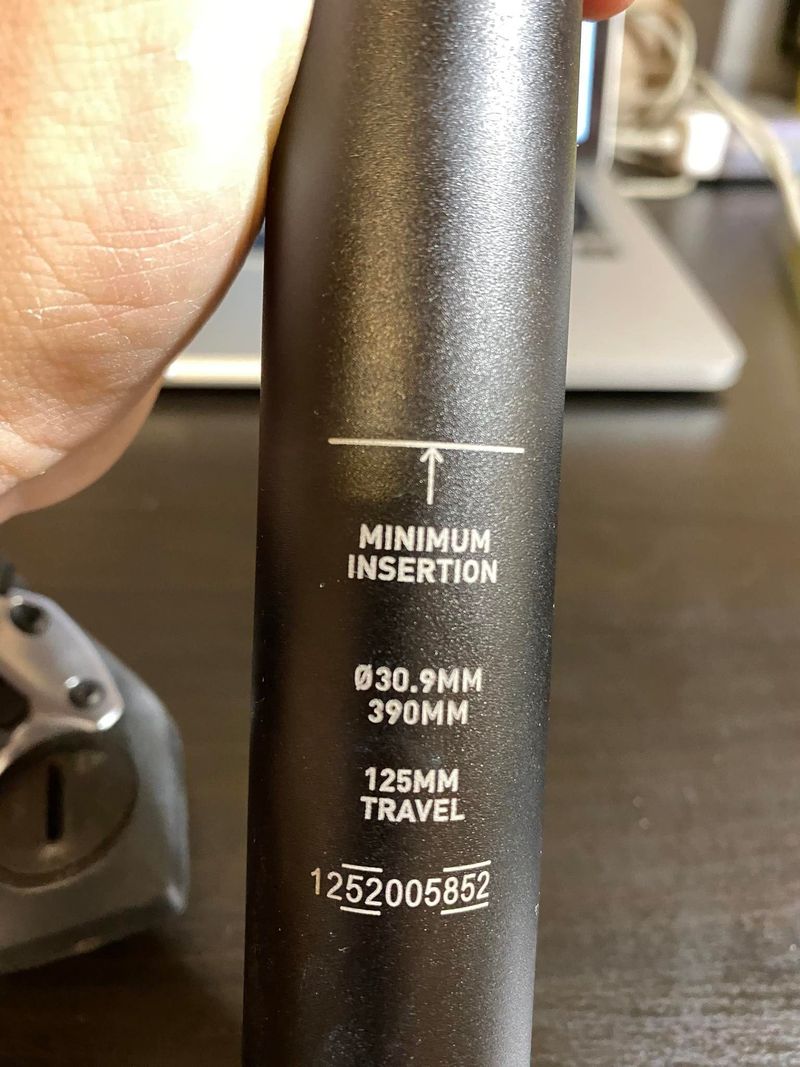 sedlovka Rock Shox Reverb AXS 125mm 30.9/390 mm