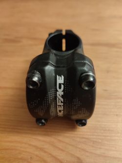 Představec Race Face Respond 31,8mm 45mm black