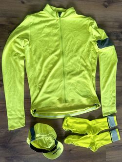 SET oblečení od Rapha