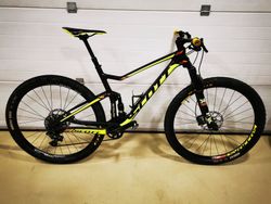 Scott spark 930