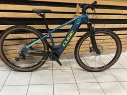 SUPER STAV!!!! CUBE REACTION HYBRID RACE 625, 17" !!!!SLEVA 14000KČ.!!!