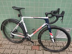 Karbonový gravel Giant TCX 2 Advanced pro. TOP stav!