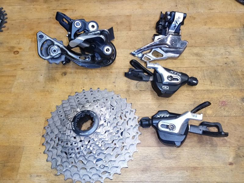 Prodám sadu Shimano XTR 980