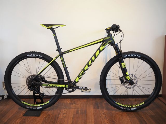 Scott scale 745 