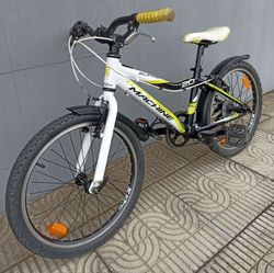 Rock Machine Surge 20"