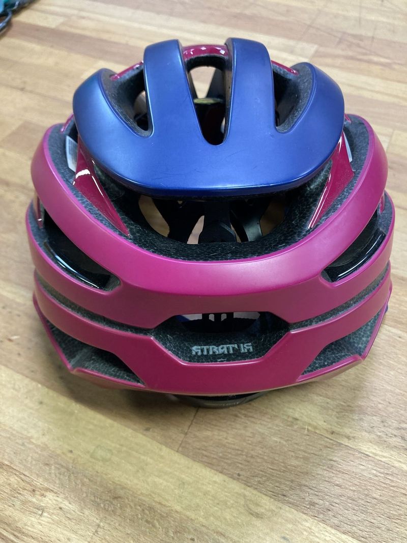 Cyklistická helma Bell Stratus MIPS Joy Ride