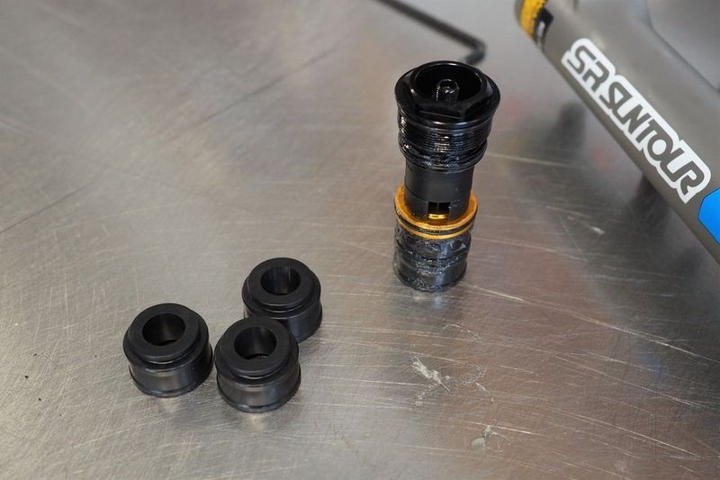 PREDNI VIDLICE SR Suntour Durolux 36 Boost EQ R2C2 PCS 160 15QLC2Ti-110 27.5 CTS Mat Black,NOVA