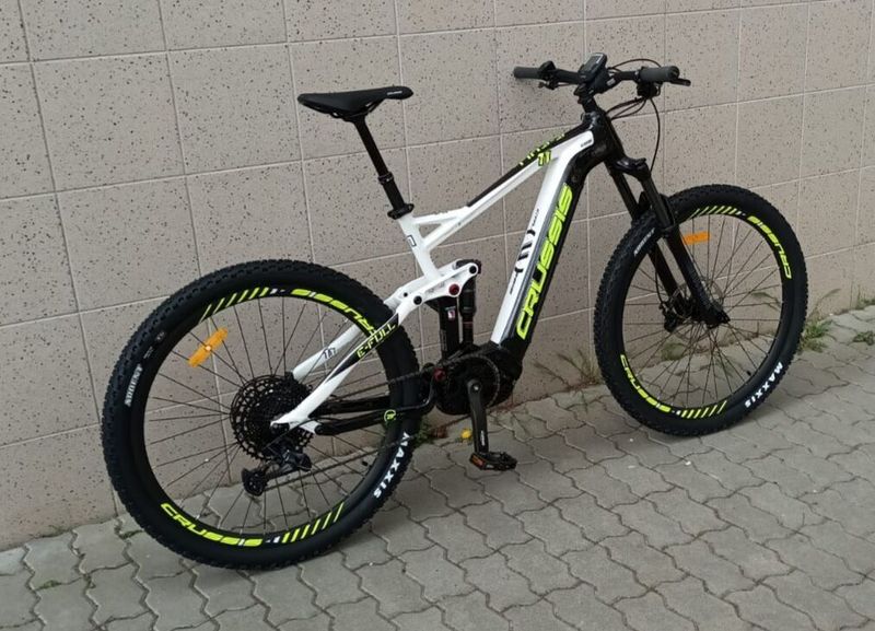 Celoodpružené horské elektrokolo Crussis E-Full 11.7