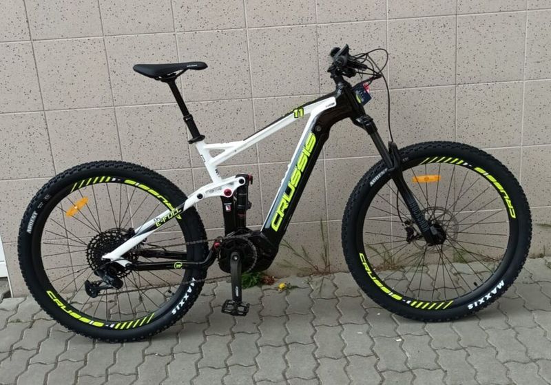 Celoodpružené horské elektrokolo Crussis E-Full 11.7