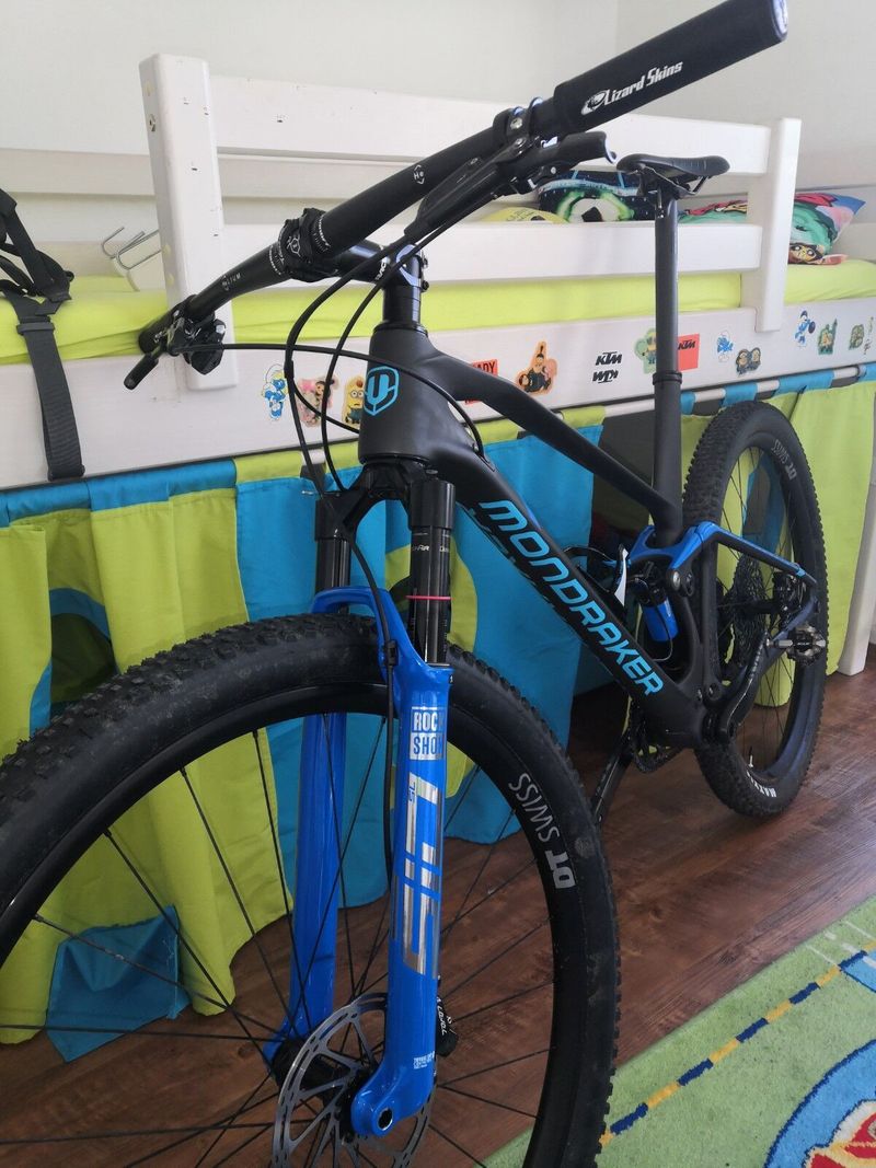 Prodám závodní celoodpružené kolo Mondraker Podium F