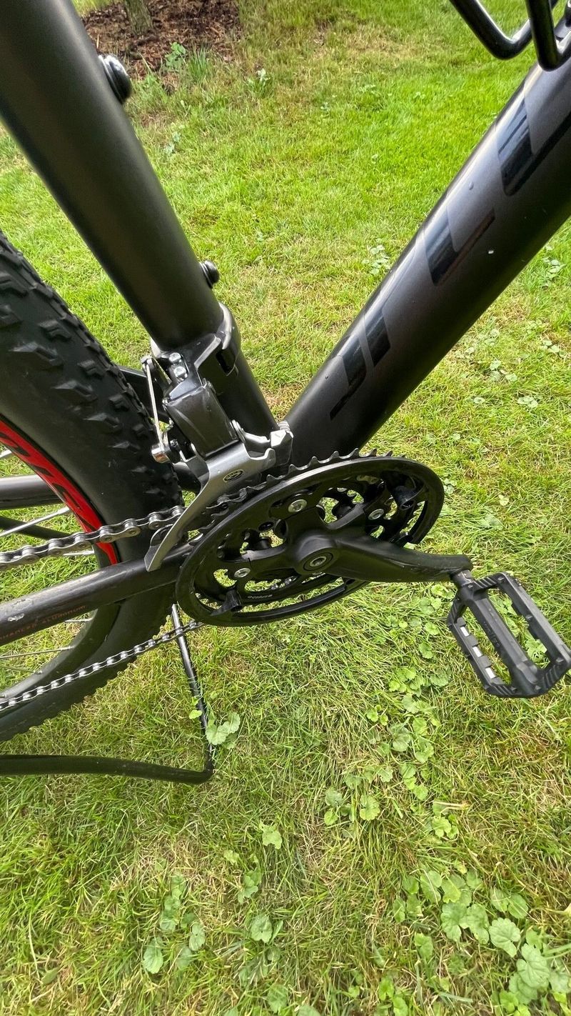 Prodám kolo Specialized Pitch Comp velikost 27.5, rám M v perfektním stavu!!!