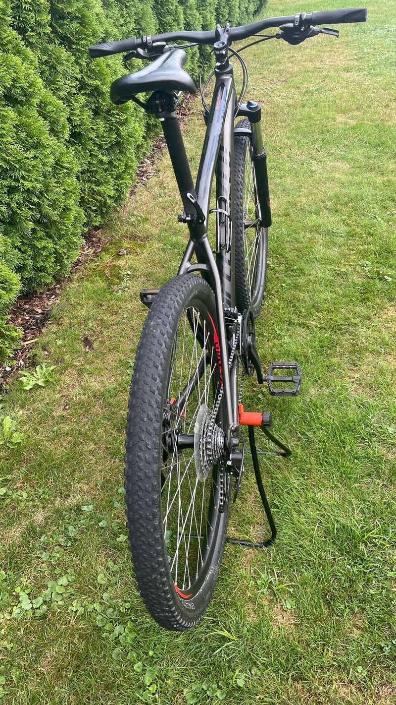 Prodám kolo Specialized Pitch Comp velikost 27.5, rám M v perfektním stavu!!!