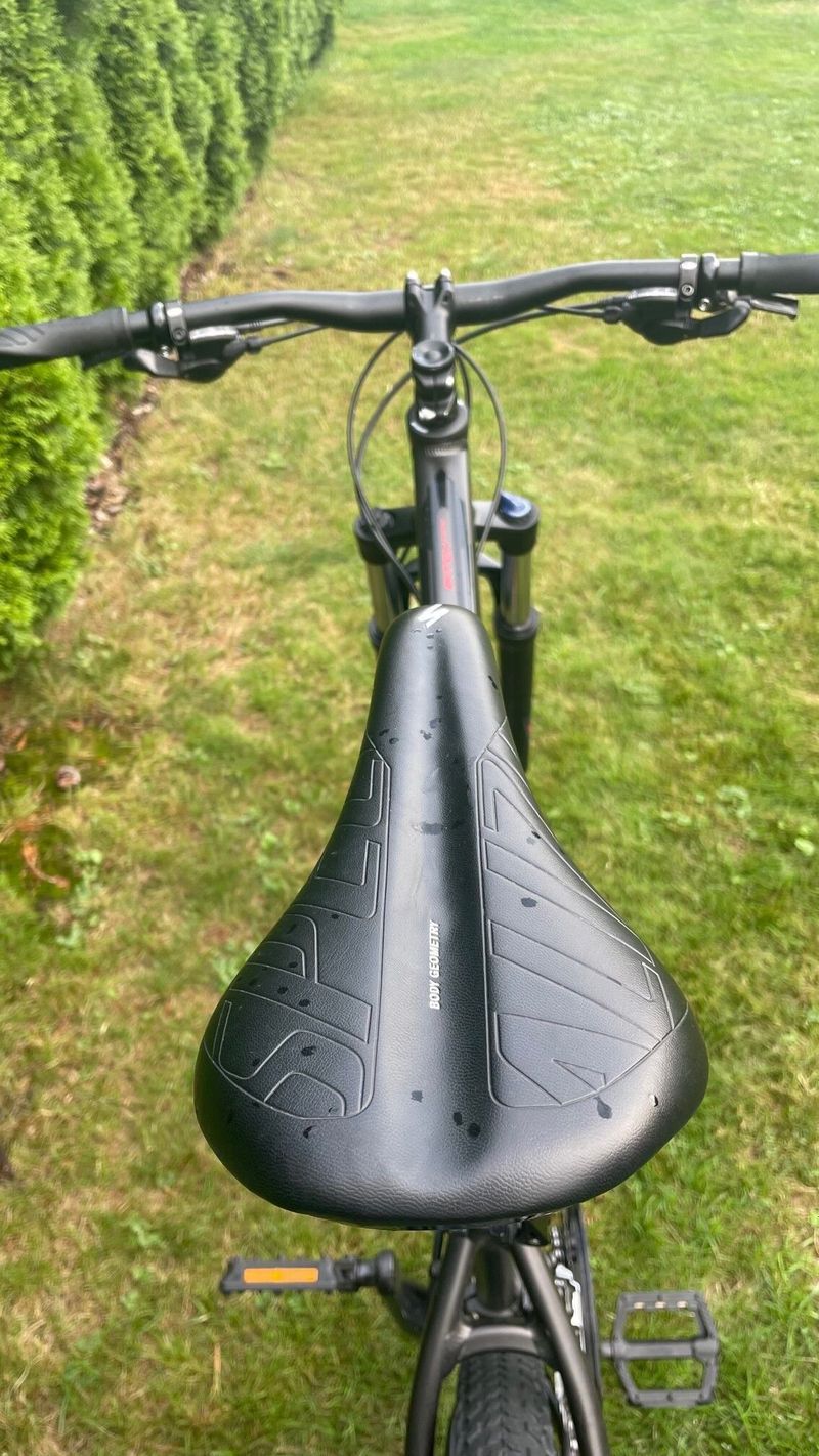 Prodám kolo Specialized Pitch Comp velikost 27.5, rám M v perfektním stavu!!!