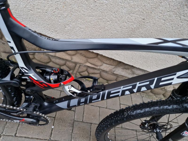 Celoodpružené horské kolo Lapierre XR929 Ultimate, 29" karbonová zapletená kola DT Swiss XRC1200